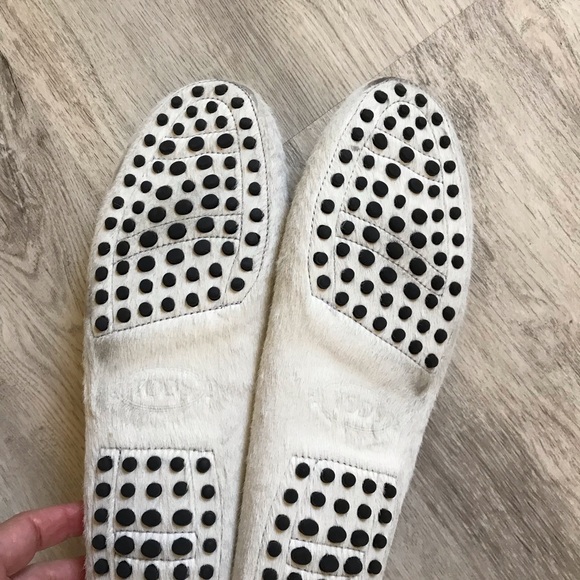Tod’s Calf Hair/Pony Hair Cream Gommino Driving Shoes Black Bubbles EUC Sz. 9.5 - Picture 4 of 16